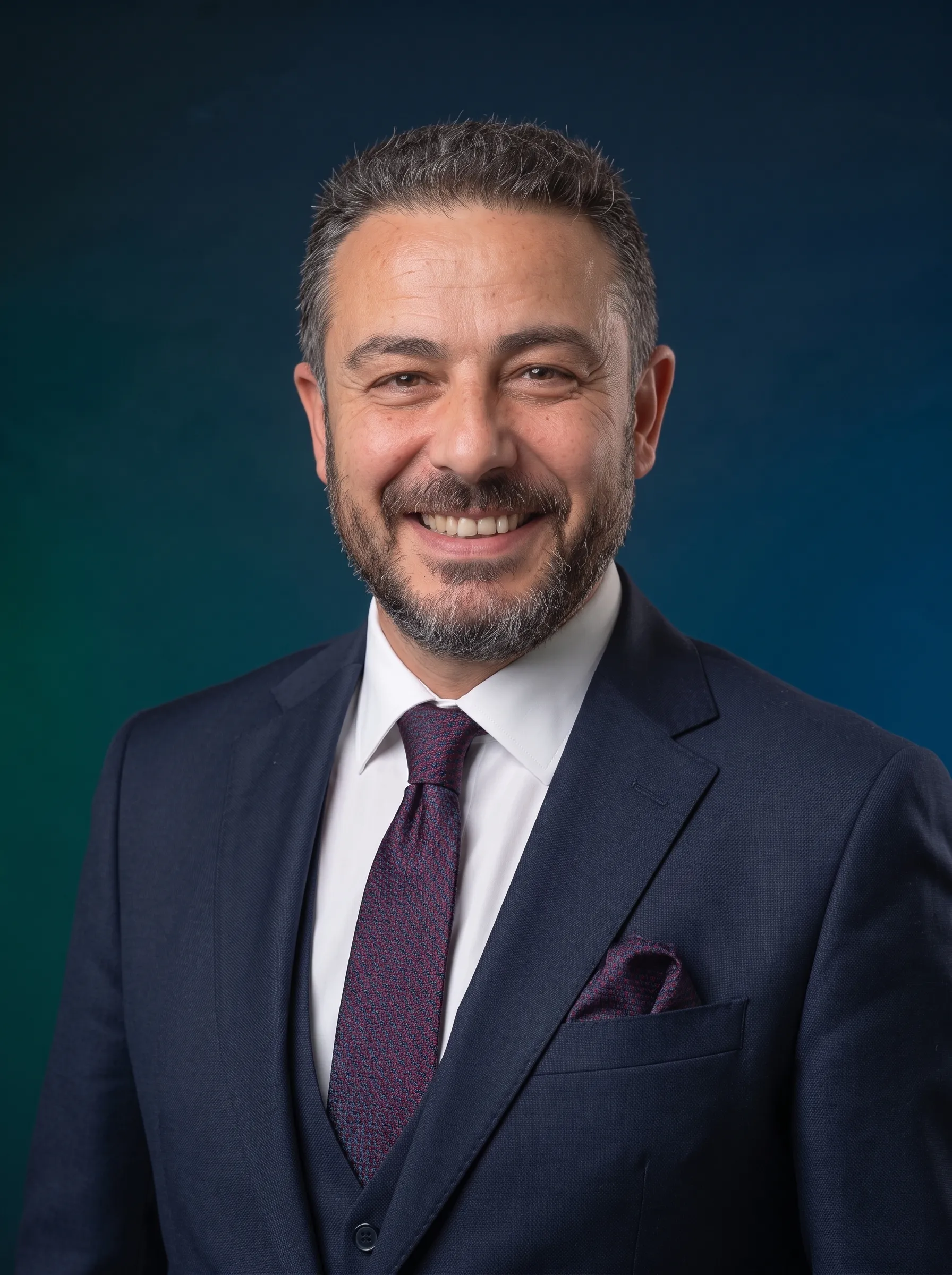 MUSTAFA ÖZER