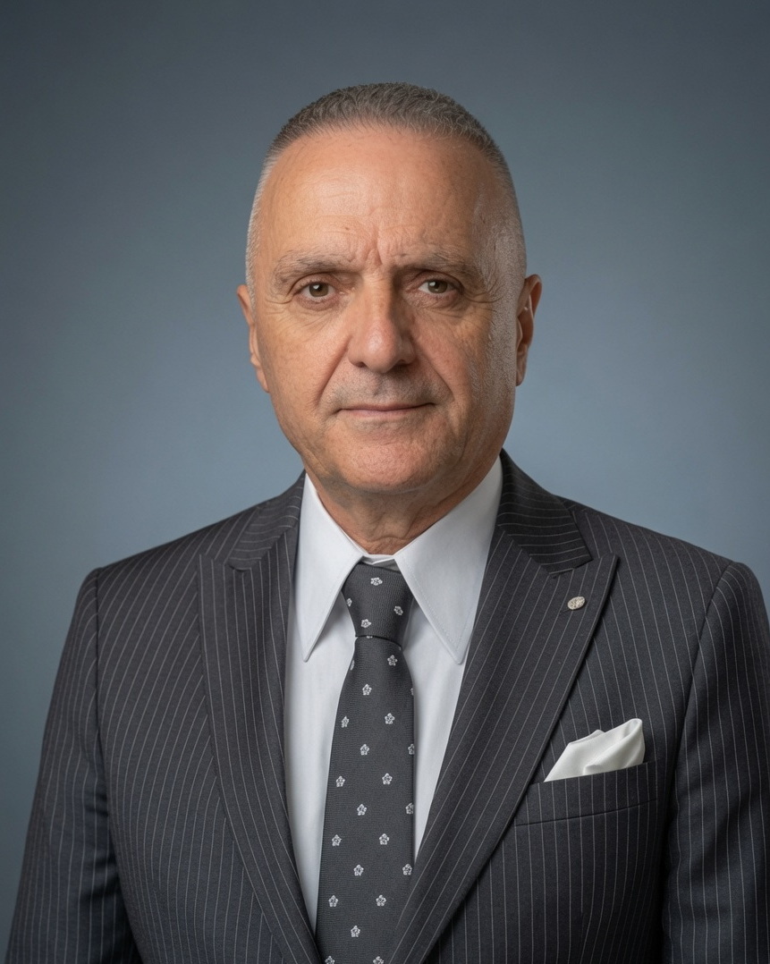 Yönetim Kurulu Üyesi