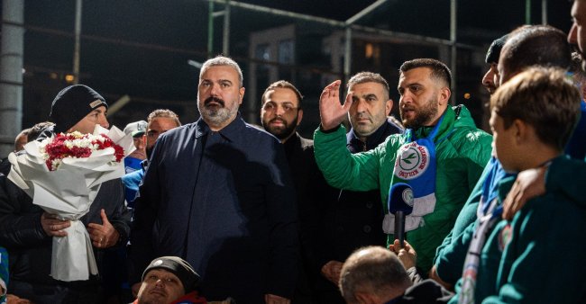 Kulüp Başkanımız İbrahim Turgut, yönetim kurulu üyelerimiz ile birlikte taraftarlarımızdan ziyaret.