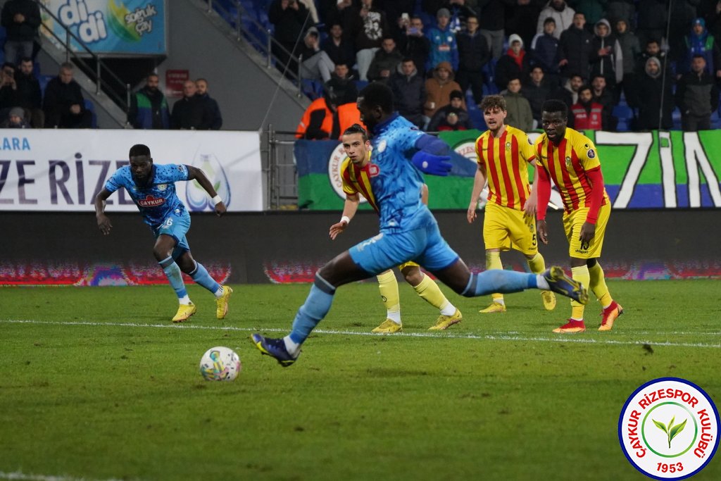 ÇAYKUR RİZESPOR 5 - 1 YENİ MALATYASPOR / bu sezonki en gollü maçımızı oynadık