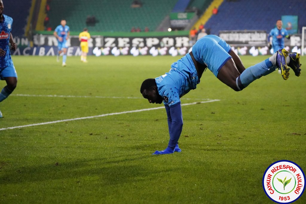 ÇAYKUR RİZESPOR 5 - 1 YENİ MALATYASPOR / bu sezonki en gollü maçımızı oynadık