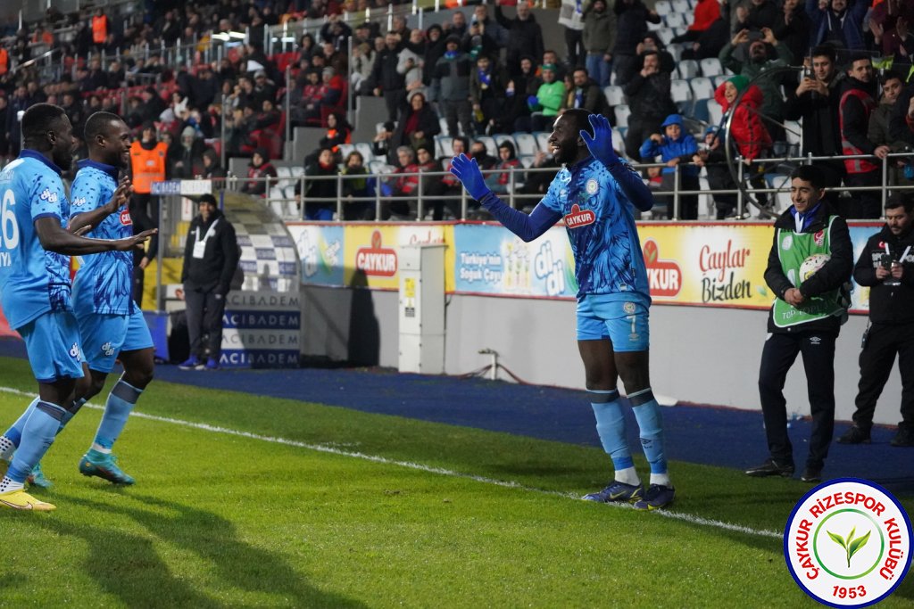 ÇAYKUR RİZESPOR 5 - 1 YENİ MALATYASPOR / bu sezonki en gollü maçımızı oynadık