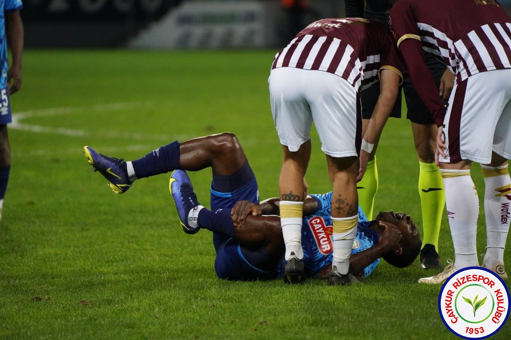 ÇAYKUR RİZESPOR 0 - 0 BEYÇİMENTO BANDIRMASPOR / 53 Puana Ulaştık