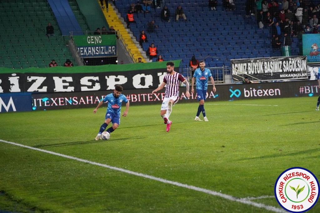 ÇAYKUR RİZESPOR 0 - 0 BEYÇİMENTO BANDIRMASPOR / 53 Puana Ulaştık