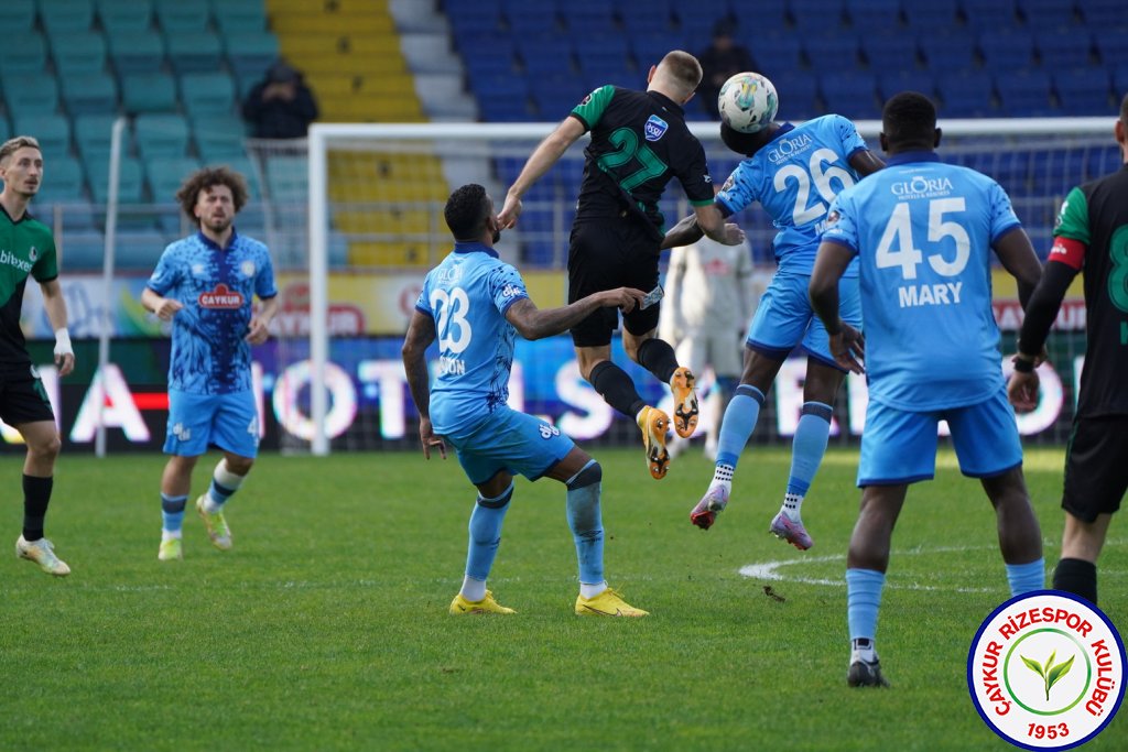 ÇAYKUR RİZESPOR 2 – 1 SAKARYASPOR / MUHTEŞEM GALİBİYET