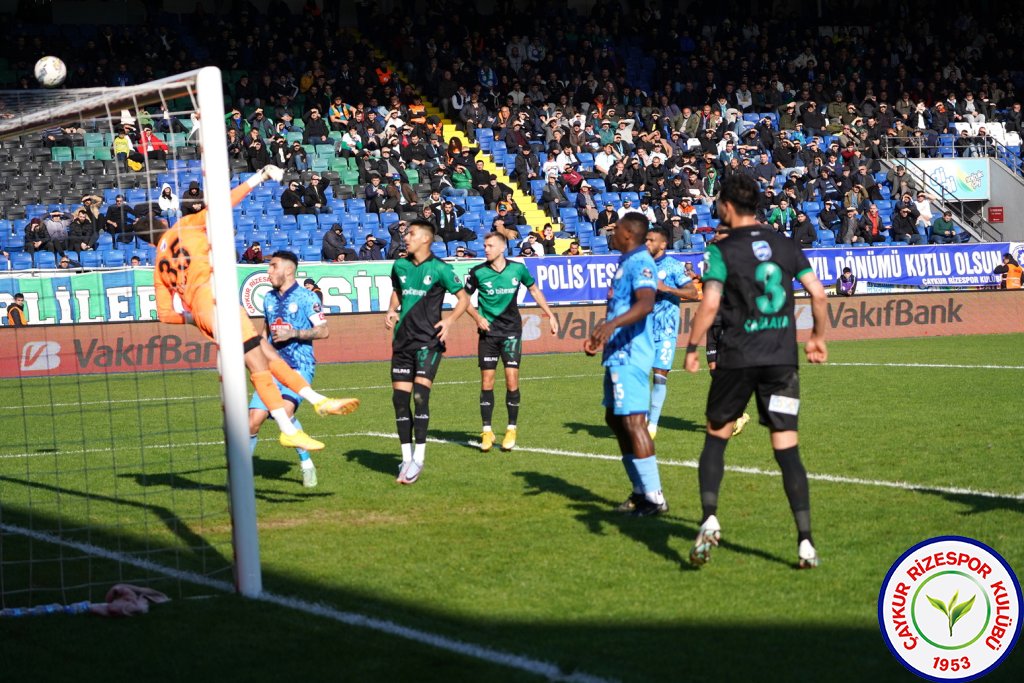 ÇAYKUR RİZESPOR 2 – 1 SAKARYASPOR / MUHTEŞEM GALİBİYET