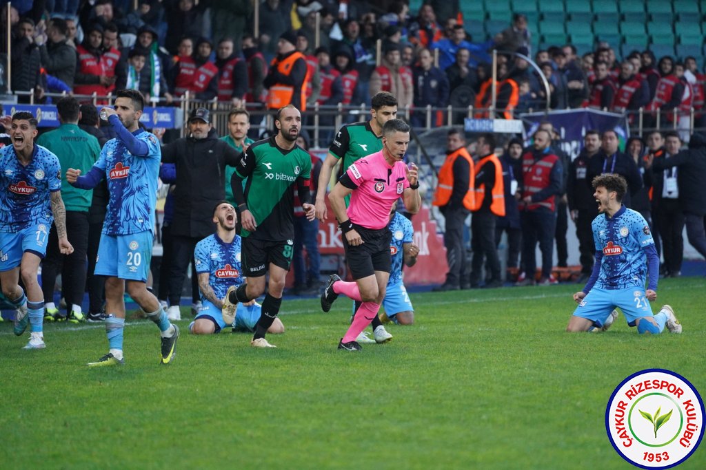 ÇAYKUR RİZESPOR 2 – 1 SAKARYASPOR / MUHTEŞEM GALİBİYET