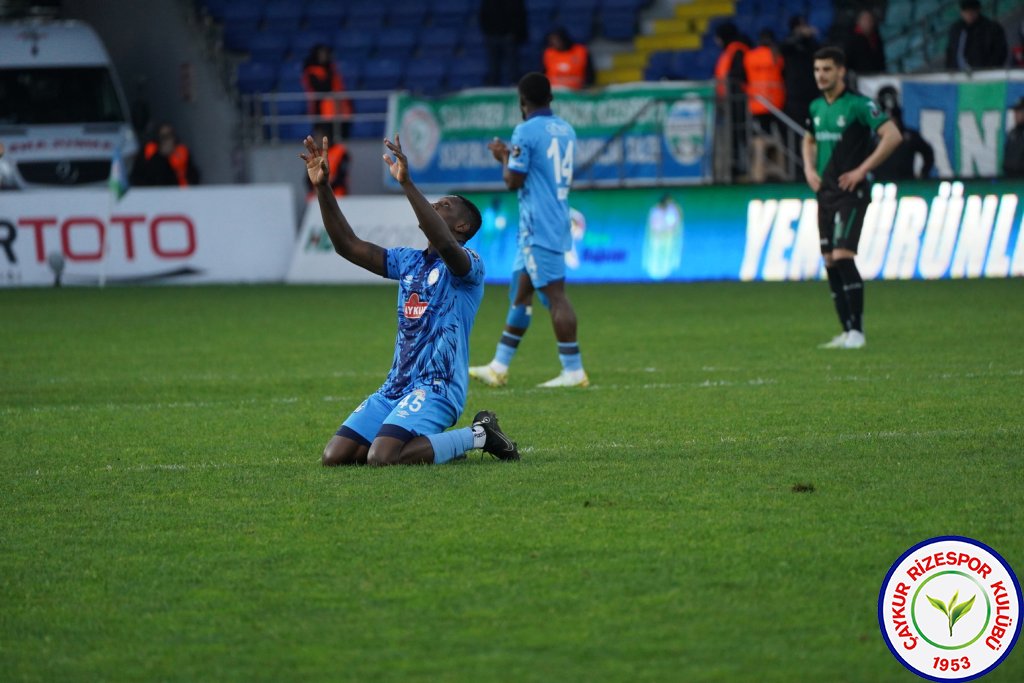 ÇAYKUR RİZESPOR 2 – 1 SAKARYASPOR / MUHTEŞEM GALİBİYET