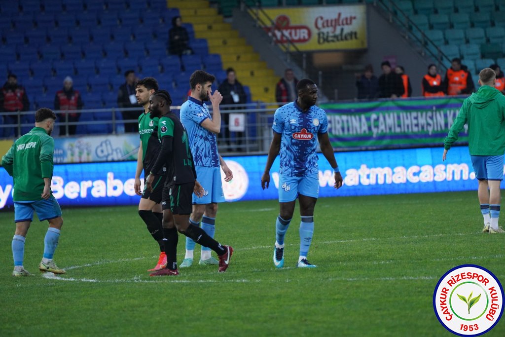 ÇAYKUR RİZESPOR 2 – 1 SAKARYASPOR / MUHTEŞEM GALİBİYET