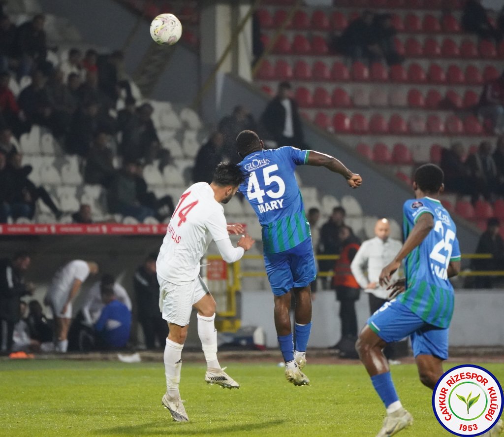 DYOREX BOLUSPOR 0 – 2 ÇAYKUR RİZESPOR / KRİTİK 3 PUANLA EVE DÖNÜYORUZ