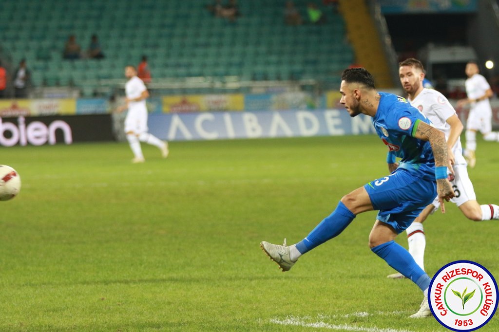 ÇAYKUR RİZESPOR A.Ş. 1 - 0 VAVACARS FATİH KARAGÜMRÜK