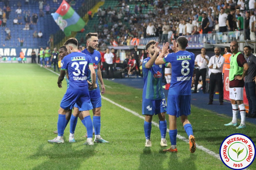 ÇAYKUR RİZESPOR A.Ş. 1 - 0 VAVACARS FATİH KARAGÜMRÜK