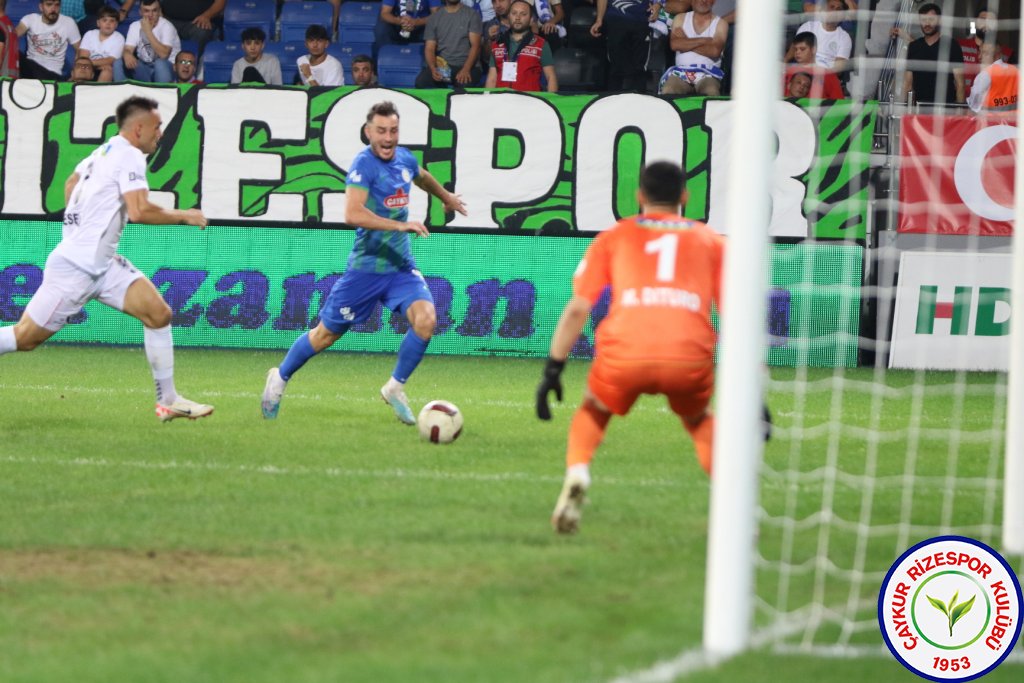 ÇAYKUR RİZESPOR A.Ş. 1 - 0 VAVACARS FATİH KARAGÜMRÜK