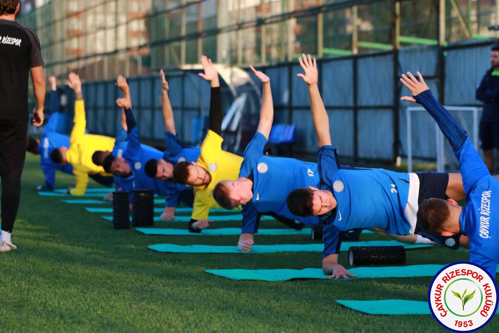 Çaykur Rizespor; Galatasaray maçı hazırlıklarına başladı.