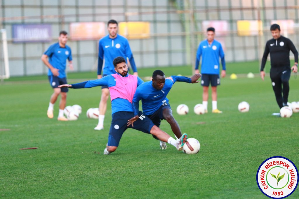 Çaykur Rizespor; Galatasaray maçı hazırlıklarına başladı.