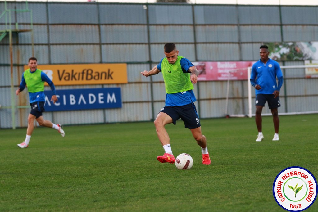 Çaykur Rizespor; Galatasaray maçı hazırlıklarına başladı.