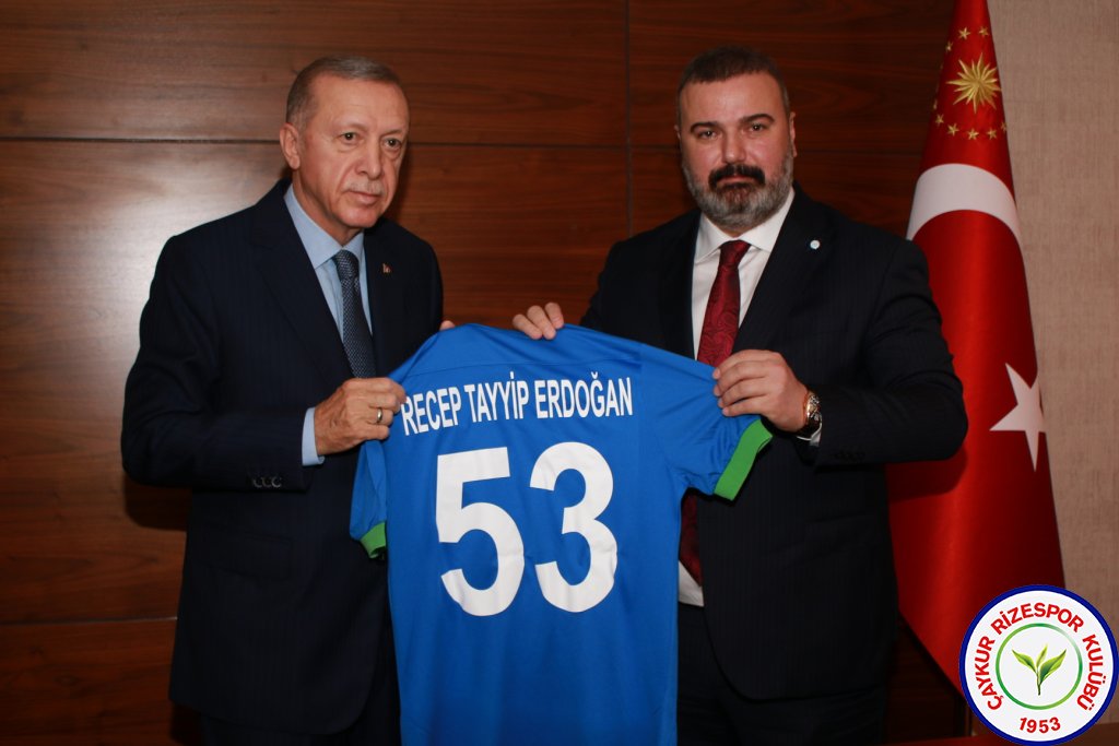 Cumhurbaşkanımız Recep Tayyip Erdoğan, Çaykur Rizespor Kulübü'nü kabul etti.