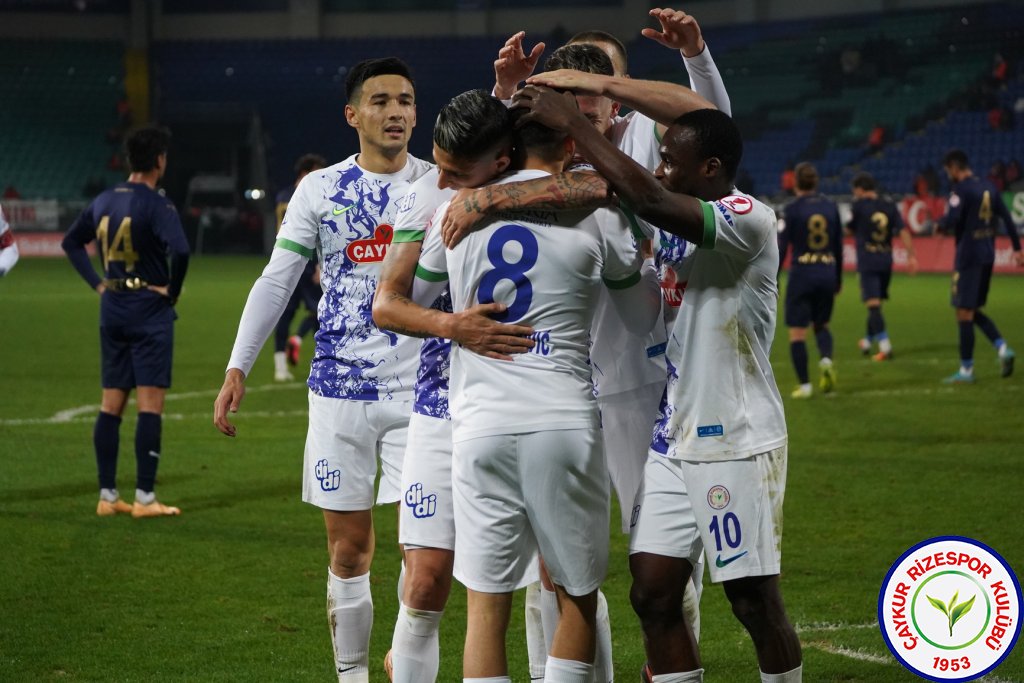 ÇAYKUR RİZESPOR 4-0 BUCASPOR 1928