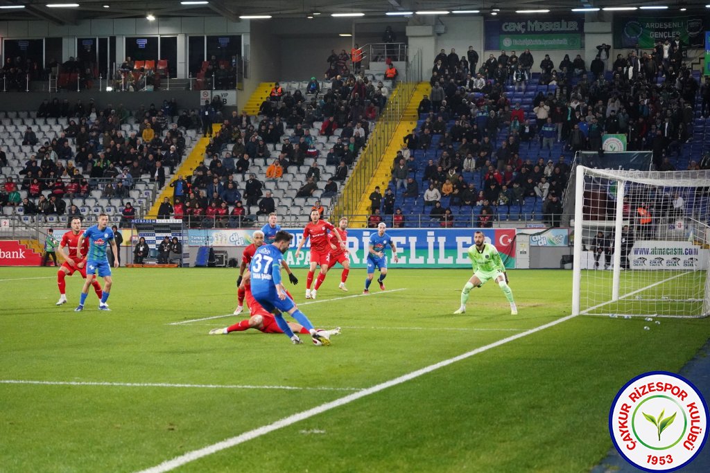 ÇAYKUR RİZESPOR A.Ş. 5 - 1 SİLTAŞ YAPI PENDİKSPOR FUTBOL A.Ş.