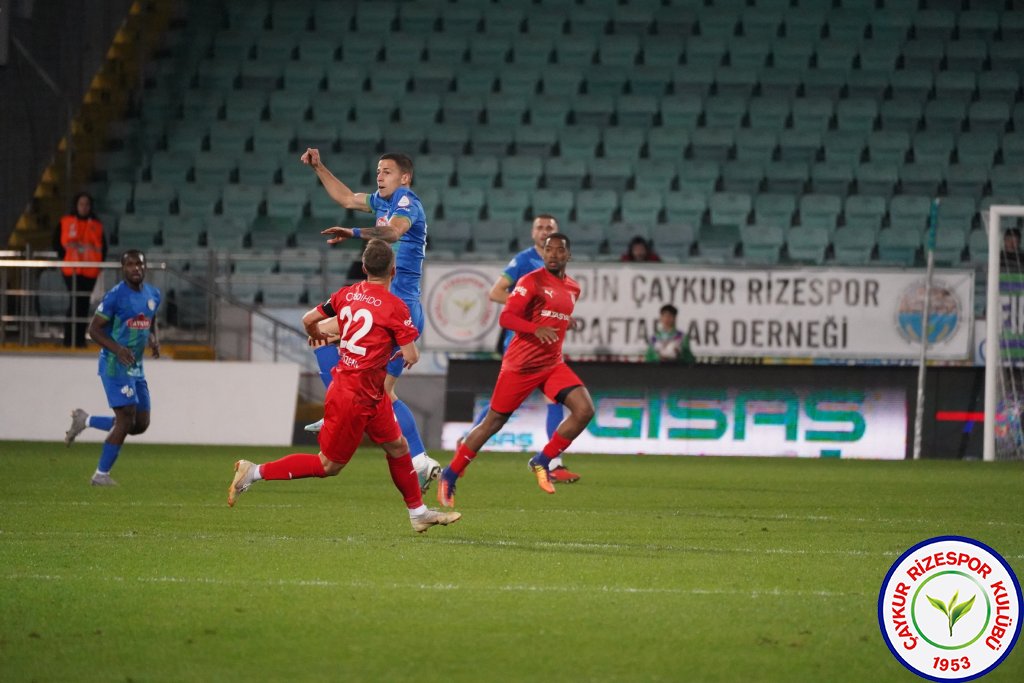 ÇAYKUR RİZESPOR A.Ş. 5 - 1 SİLTAŞ YAPI PENDİKSPOR FUTBOL A.Ş.