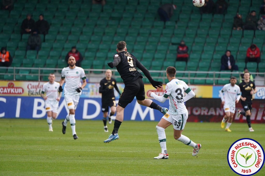 ÇAYKUR RİZESPOR A.Ş. 0 - 0 TÜMOSAN KONYASPOR