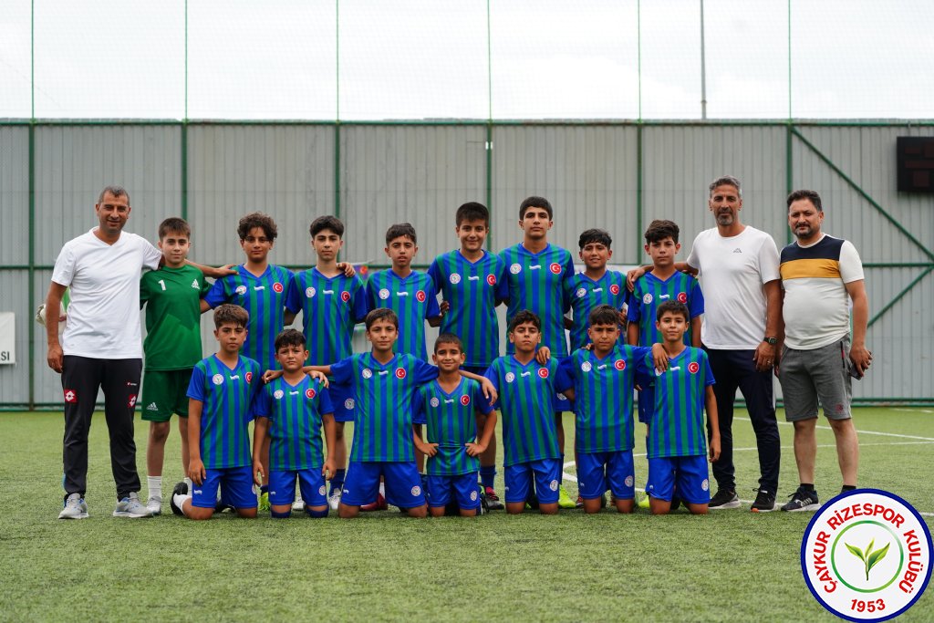 ÇAYKUR RİZESPOR ESİLA TÜFEKÇİ FUTBOL OKULLARI TURNUVASI