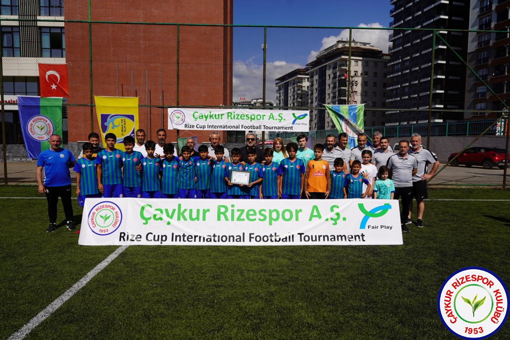 ÇAYKUR RİZESPOR ESİLA TÜFEKÇİ FUTBOL OKULLARI TURNUVASI