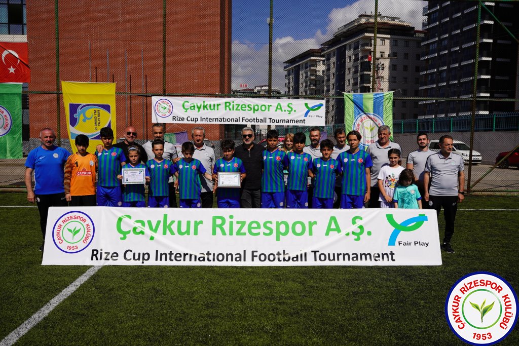 ÇAYKUR RİZESPOR ESİLA TÜFEKÇİ FUTBOL OKULLARI TURNUVASI