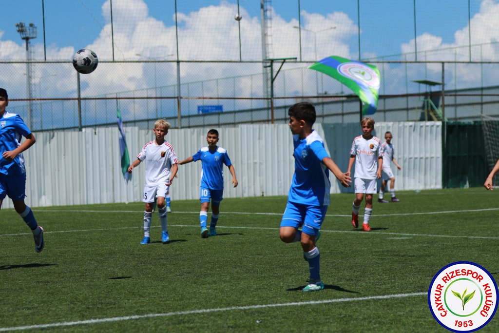 ULUSLARARASI U12 RİZE CUP 2024'DE HEYECAN DORUKTA