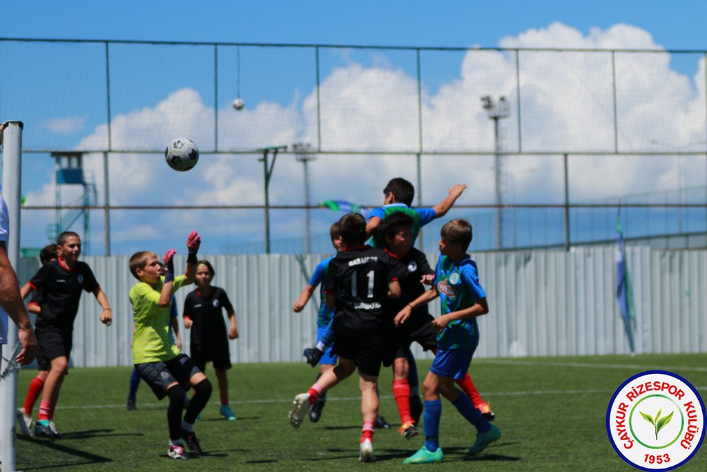 ULUSLARARASI U12 RİZE CUP 2024'DE HEYECAN DORUKTA