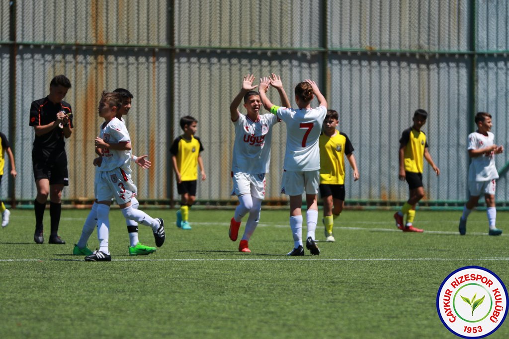 ULUSLARARASI U12 RİZE CUP 2024'DE HEYECAN DORUKTA