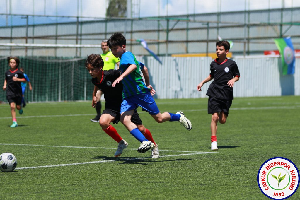 ULUSLARARASI U12 RİZE CUP 2024'DE HEYECAN DORUKTA