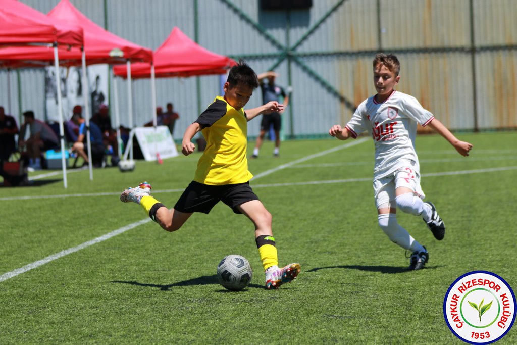 ULUSLARARASI U12 RİZE CUP 2024'DE HEYECAN DORUKTA