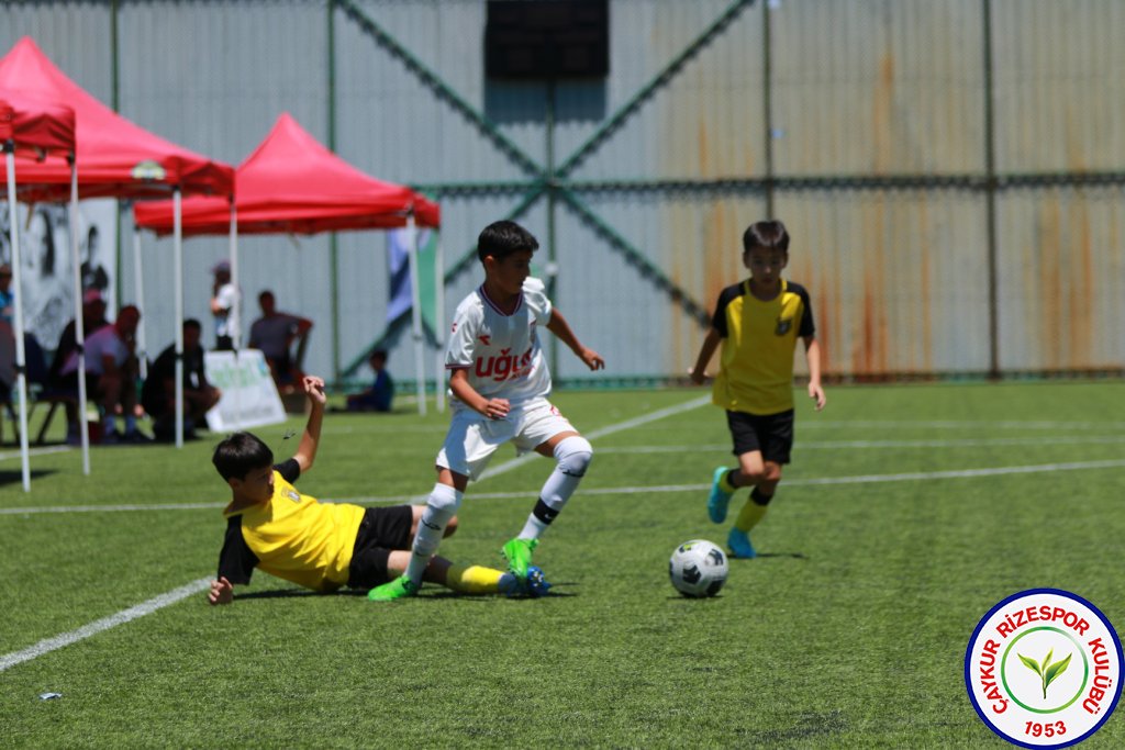 ULUSLARARASI U12 RİZE CUP 2024'DE HEYECAN DORUKTA