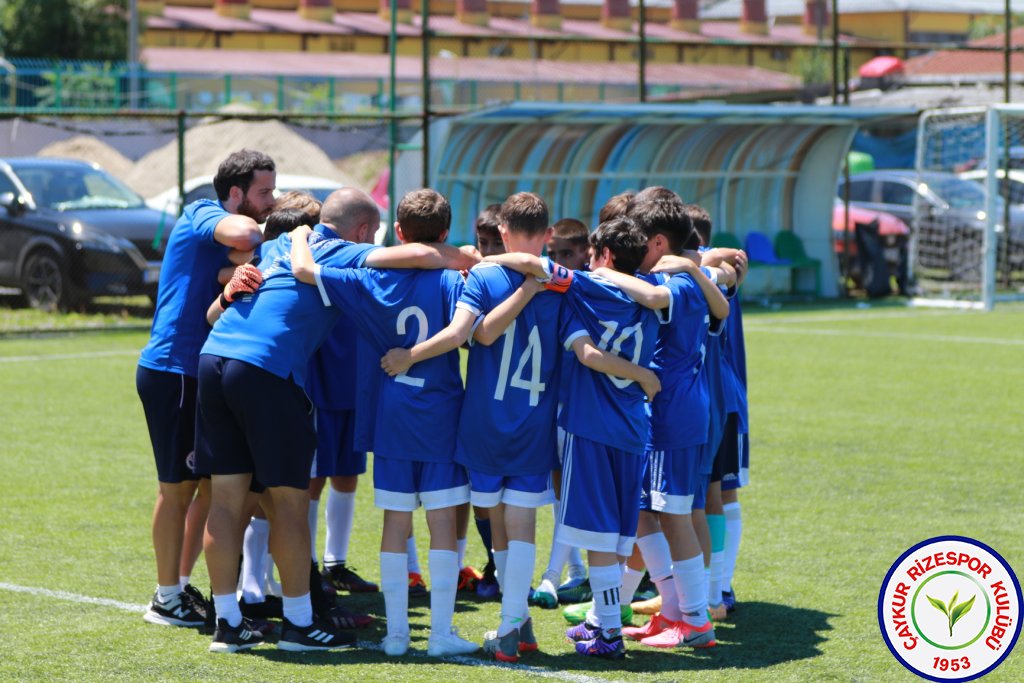 ULUSLARARASI U12 RİZE CUP 2024'DE HEYECAN DORUKTA