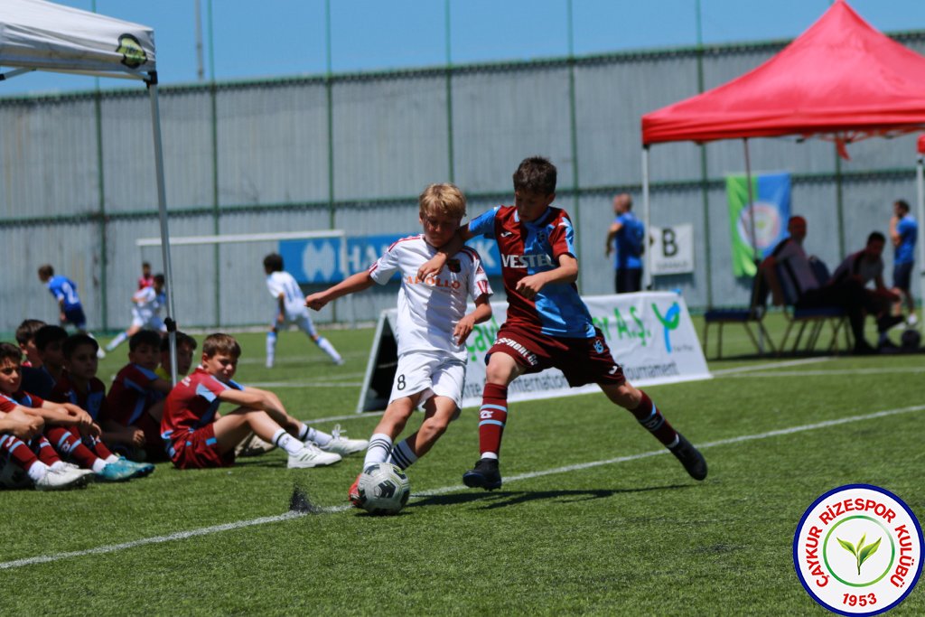 ULUSLARARASI U12 RİZE CUP 2024'DE HEYECAN DORUKTA