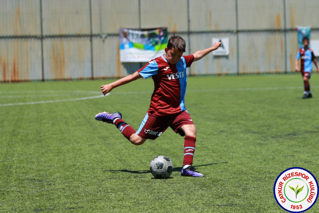 ULUSLARARASI U12 RİZE CUP 2024'DE HEYECAN DORUKTA