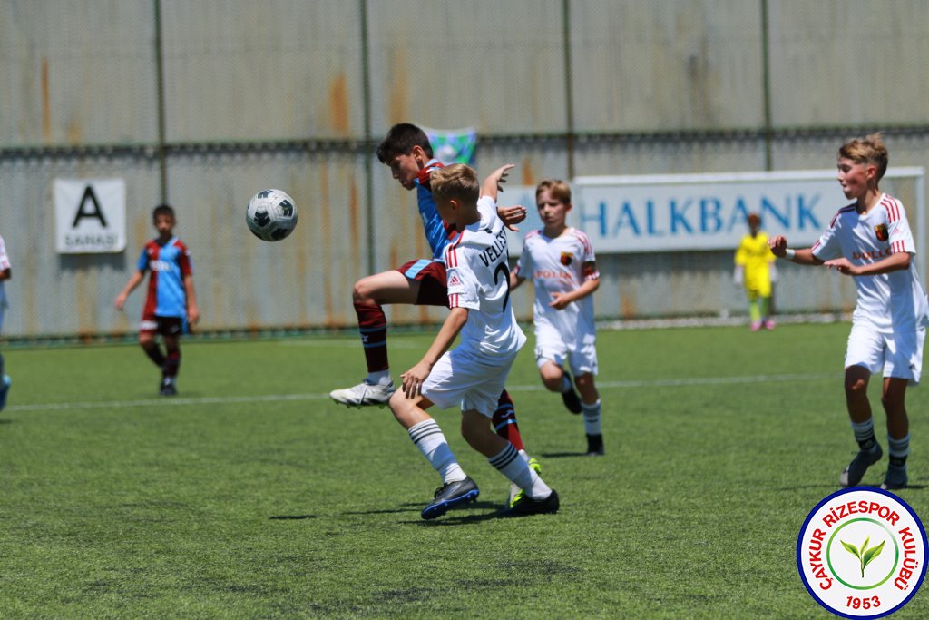 ULUSLARARASI U12 RİZE CUP 2024'DE HEYECAN DORUKTA