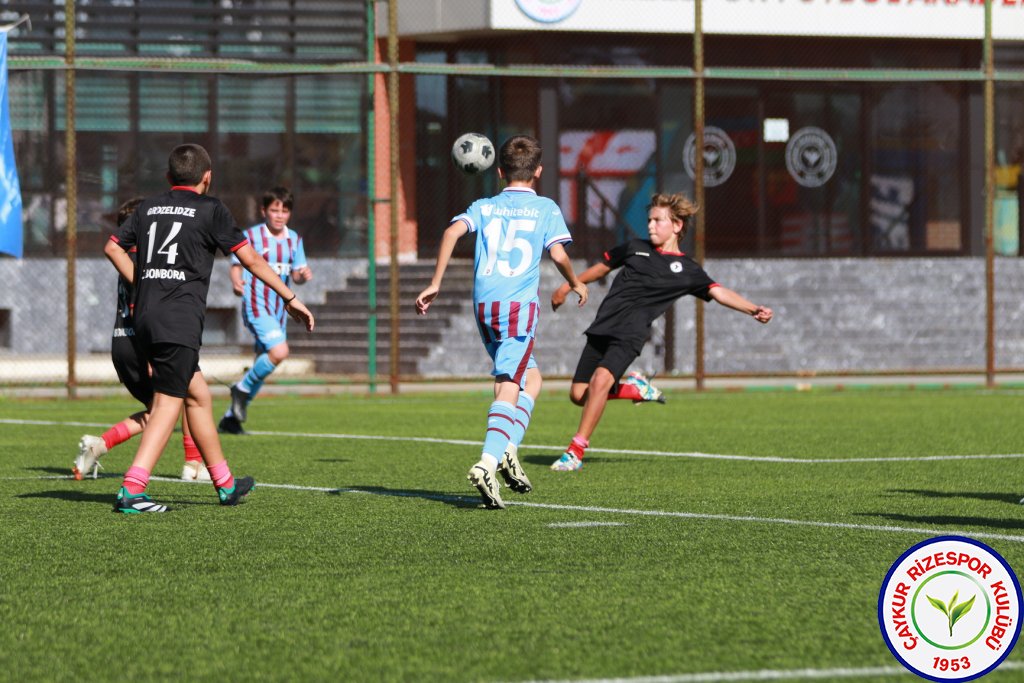 ULUSLARARASI U12 RİZE CUP 2024'DE HEYECAN DORUKTA