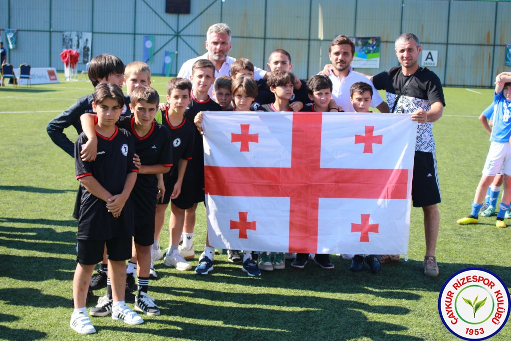 ULUSLARARASI U12 RİZE CUP 2024 KUPA TÖRENİ