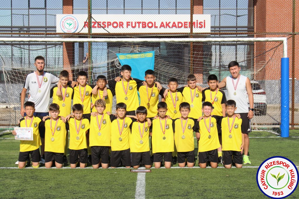 ULUSLARARASI U12 RİZE CUP 2024 KUPA TÖRENİ