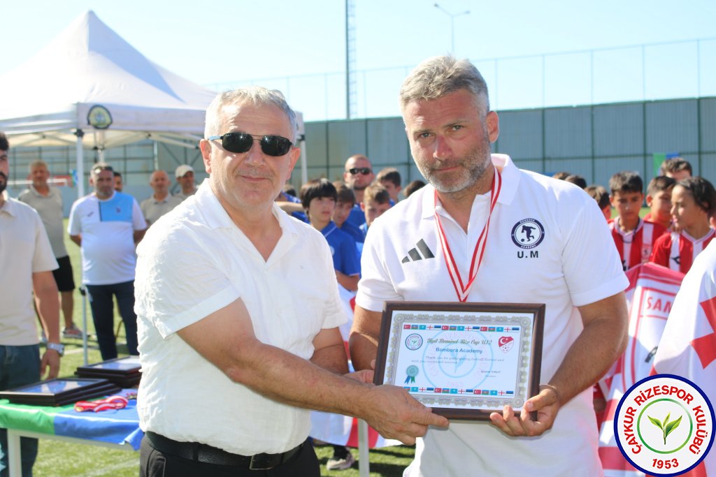 ULUSLARARASI U12 RİZE CUP 2024 KUPA TÖRENİ