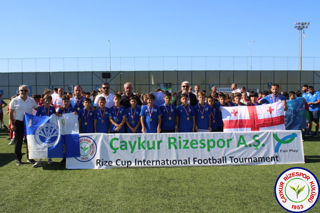 ULUSLARARASI U12 RİZE CUP 2024 KUPA TÖRENİ