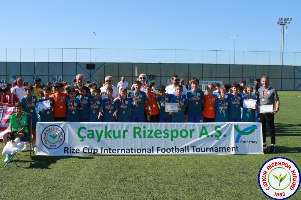 ULUSLARARASI U12 RİZE CUP 2024 KUPA TÖRENİ