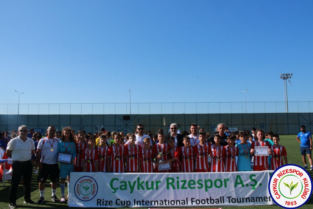 ULUSLARARASI U12 RİZE CUP 2024 KUPA TÖRENİ