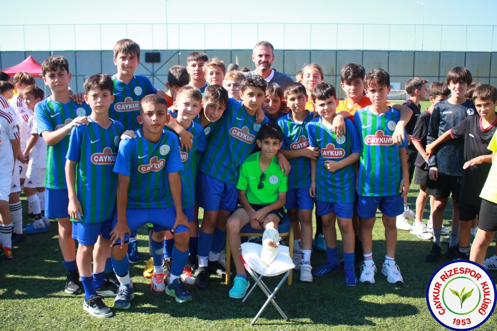 ULUSLARARASI U12 RİZE CUP 2024 KUPA TÖRENİ