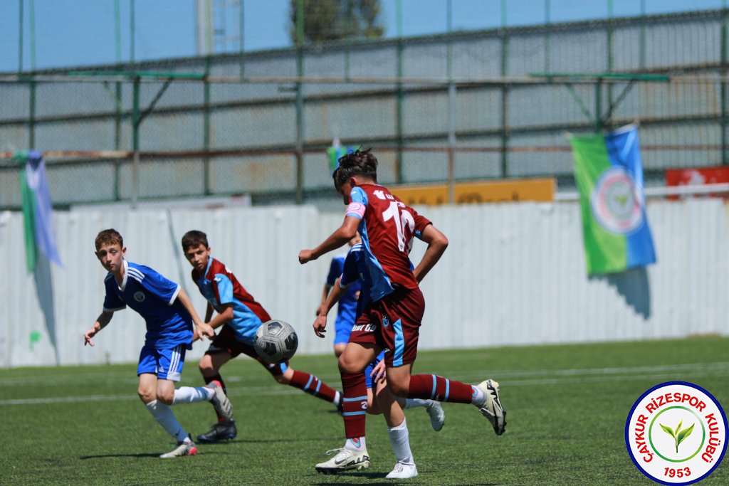 ULUSLARARASI U12 RİZE CUP 2024 KUPA TÖRENİ