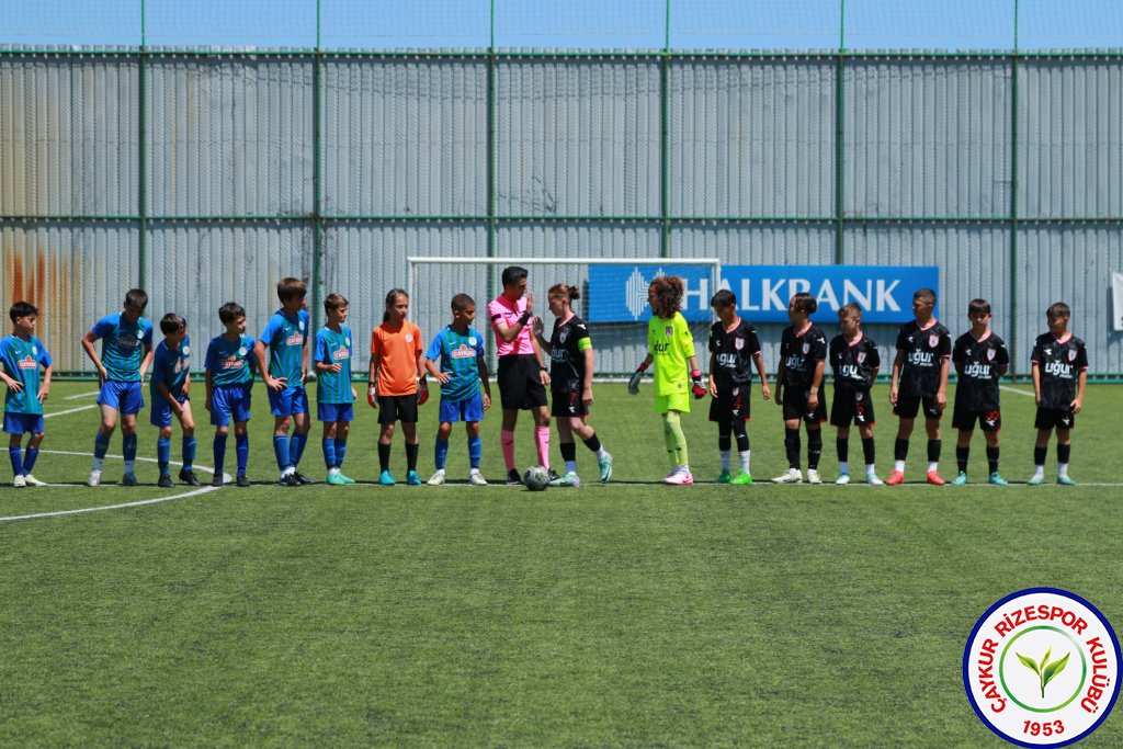 ULUSLARARASI U12 RİZE CUP 2024 KUPA TÖRENİ