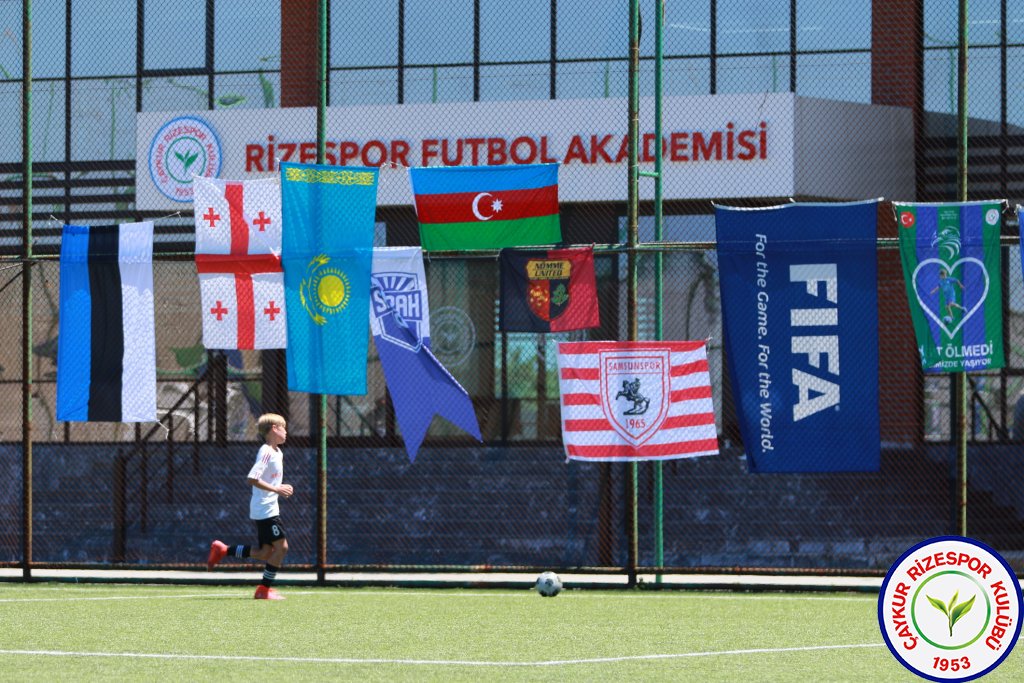 ULUSLARARASI U12 RİZE CUP 2024 KUPA TÖRENİ