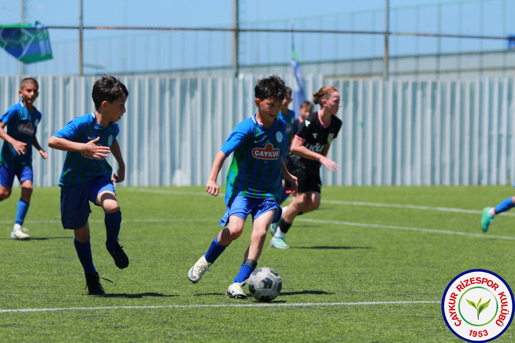 ULUSLARARASI U12 RİZE CUP 2024 KUPA TÖRENİ